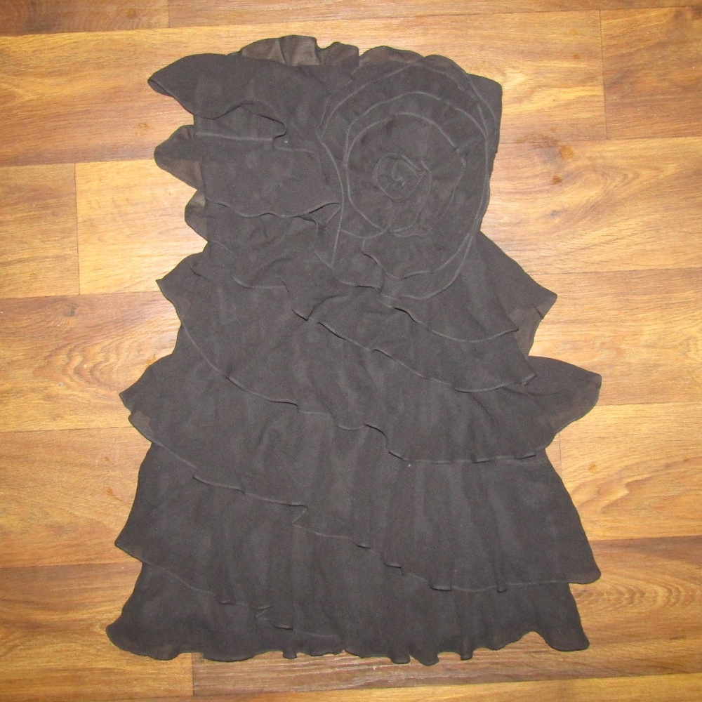 Express Black Dress Flower Design Size 6 - Picture 1 of 8